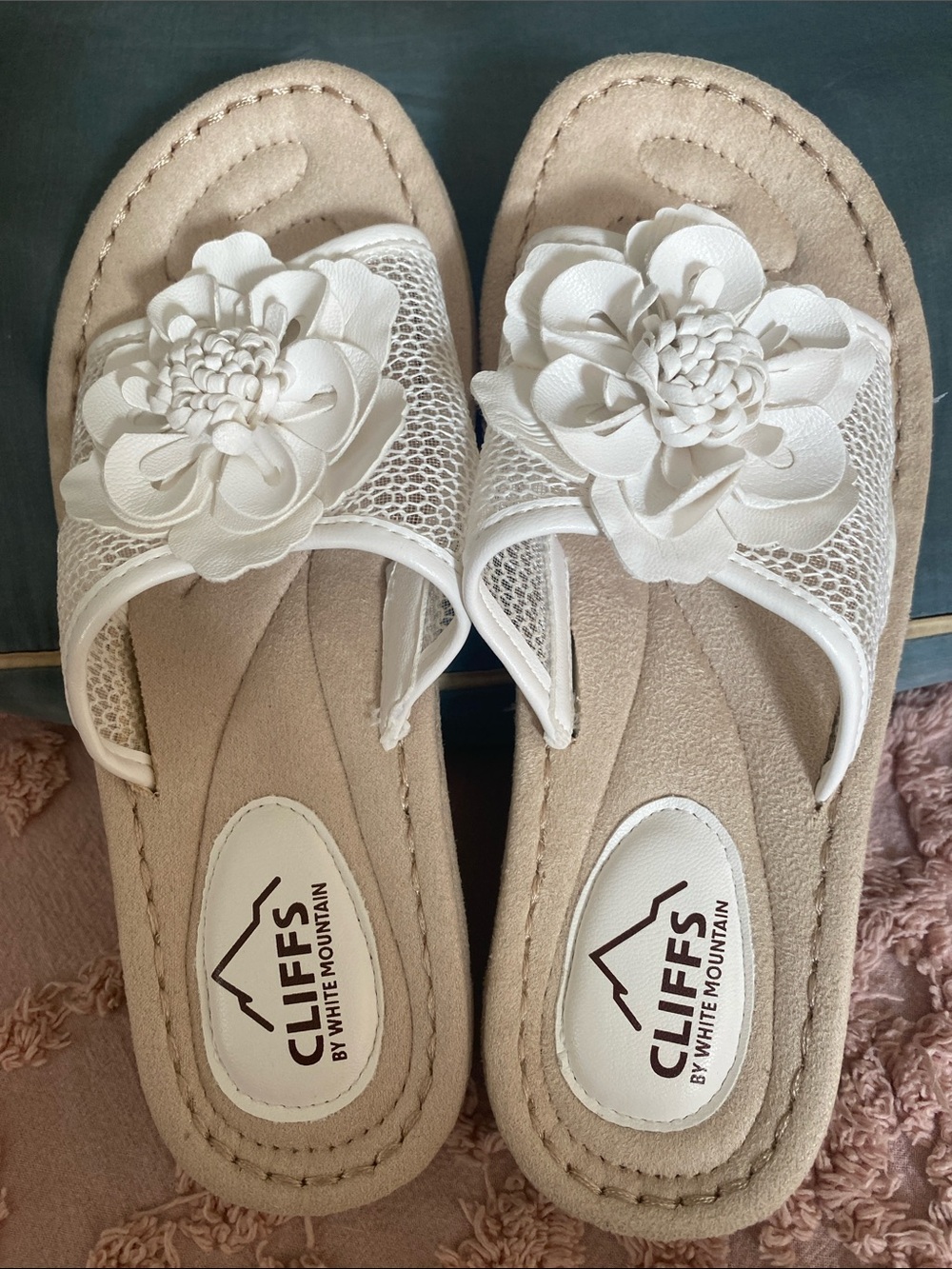 Cliffs by WHITE MOUNTAIN White Floral Mesh Slide Sandals